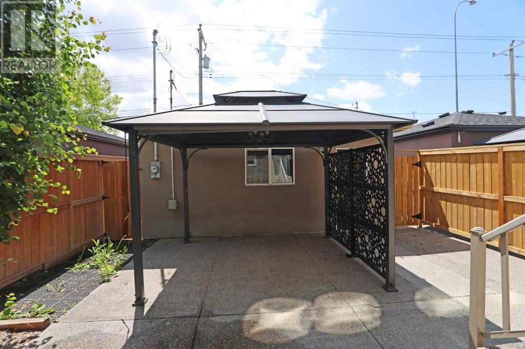 Single Family House for Sale in   Avenue NW Capitol Hill Calgary 