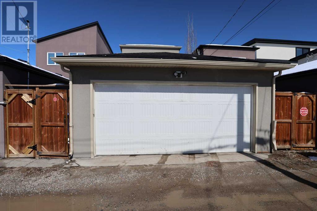 Single Family House for Sale in   Avenue NW Capitol Hill Calgary 