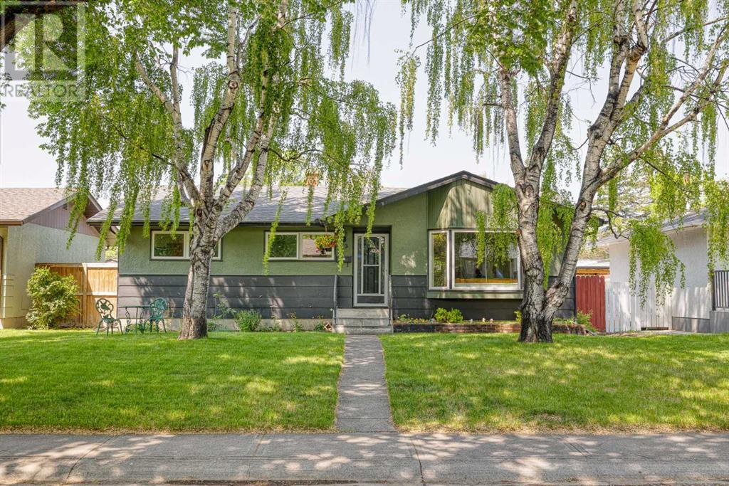 22 Armstrong Crescent SE, Calgary, Alberta
