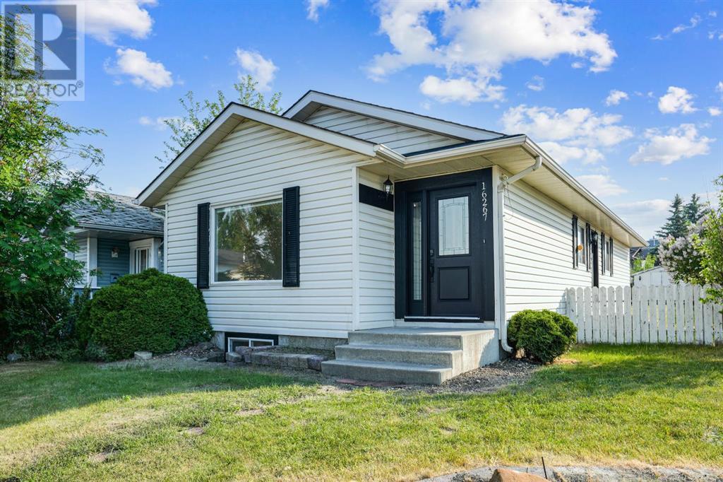 16267 5 Street SW, Calgary, Alberta