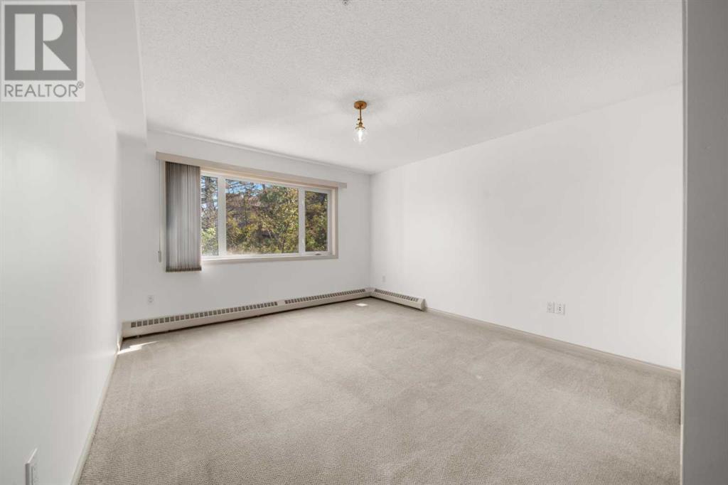 Single Family House for Sale in   Kingsmere Crescent SW Kingsland Calgary 