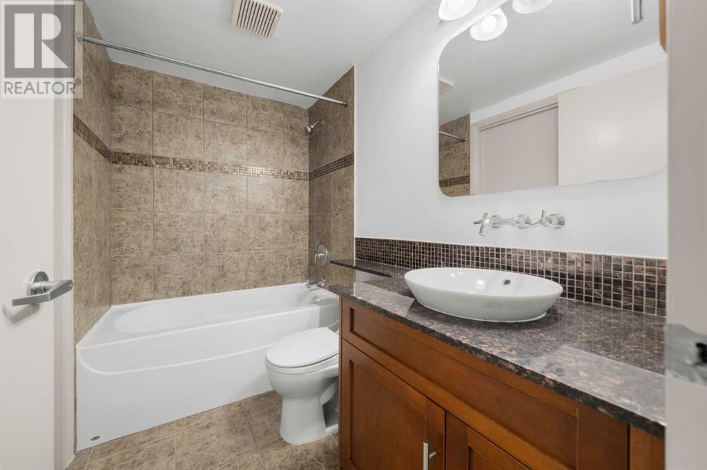 Single Family House for Sale in   Kingsmere Crescent SW Kingsland Calgary 