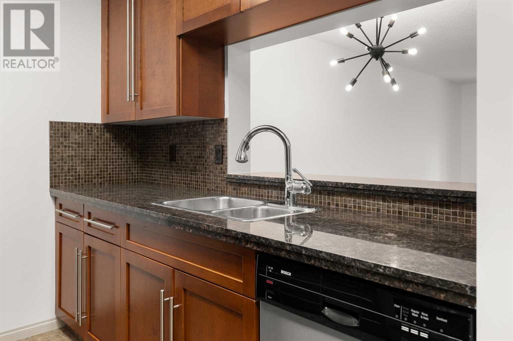 Single Family House for Sale in   Kingsmere Crescent SW Kingsland Calgary 