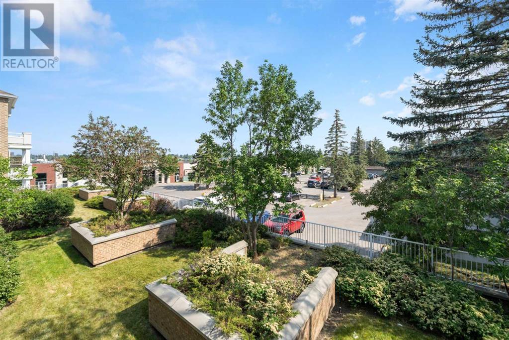 Single Family House for Sale in   Kingsmere Crescent SW Kingsland Calgary 