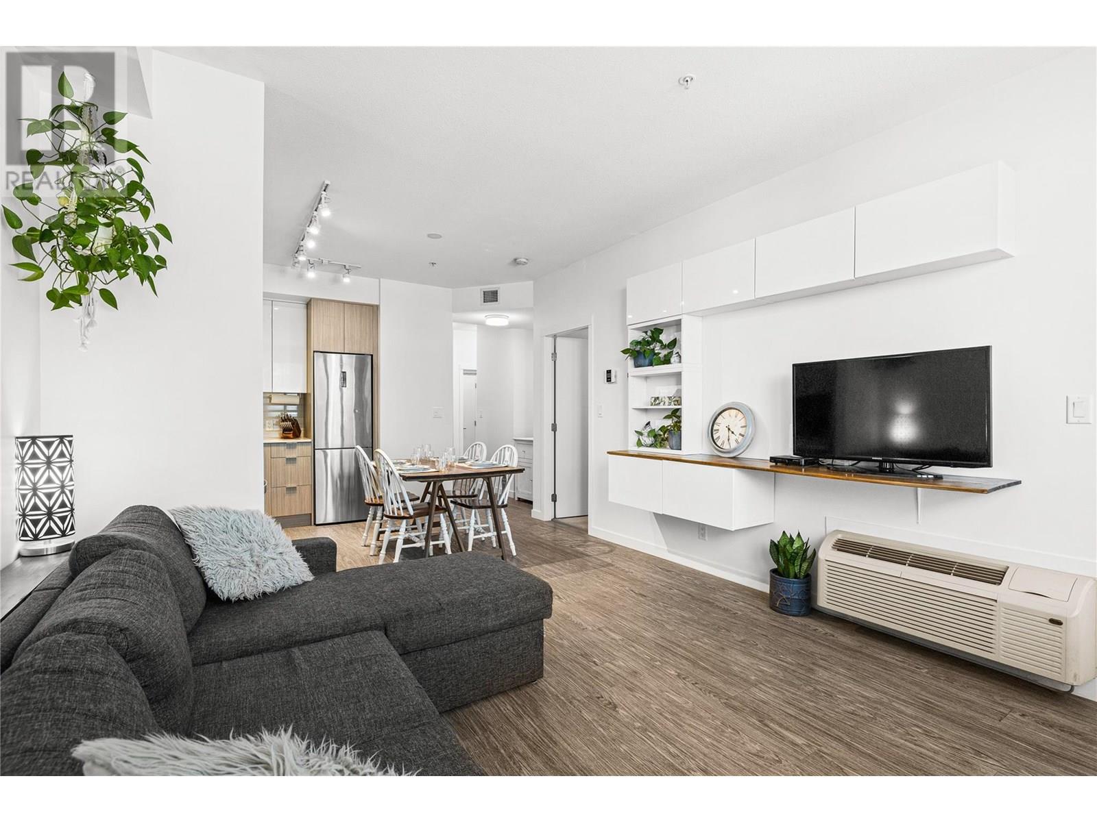 #123 1770 RICHTER STREET - Image 29