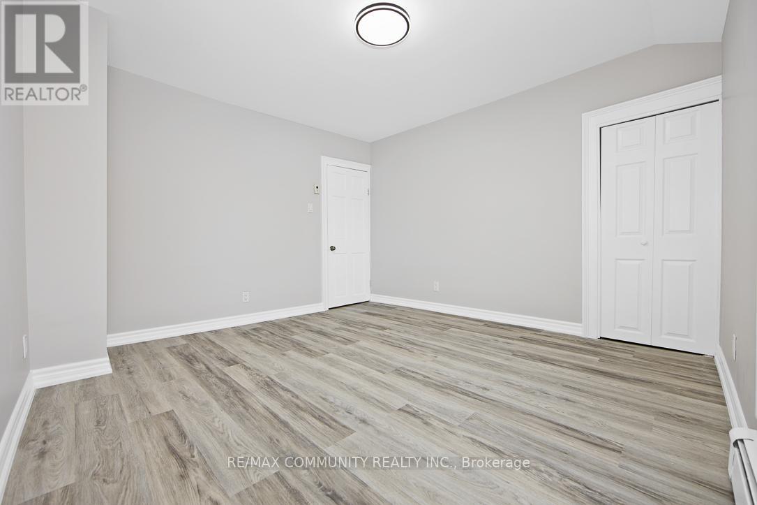 Photo 11 of 81 83 Moira Street W, Belleville ON