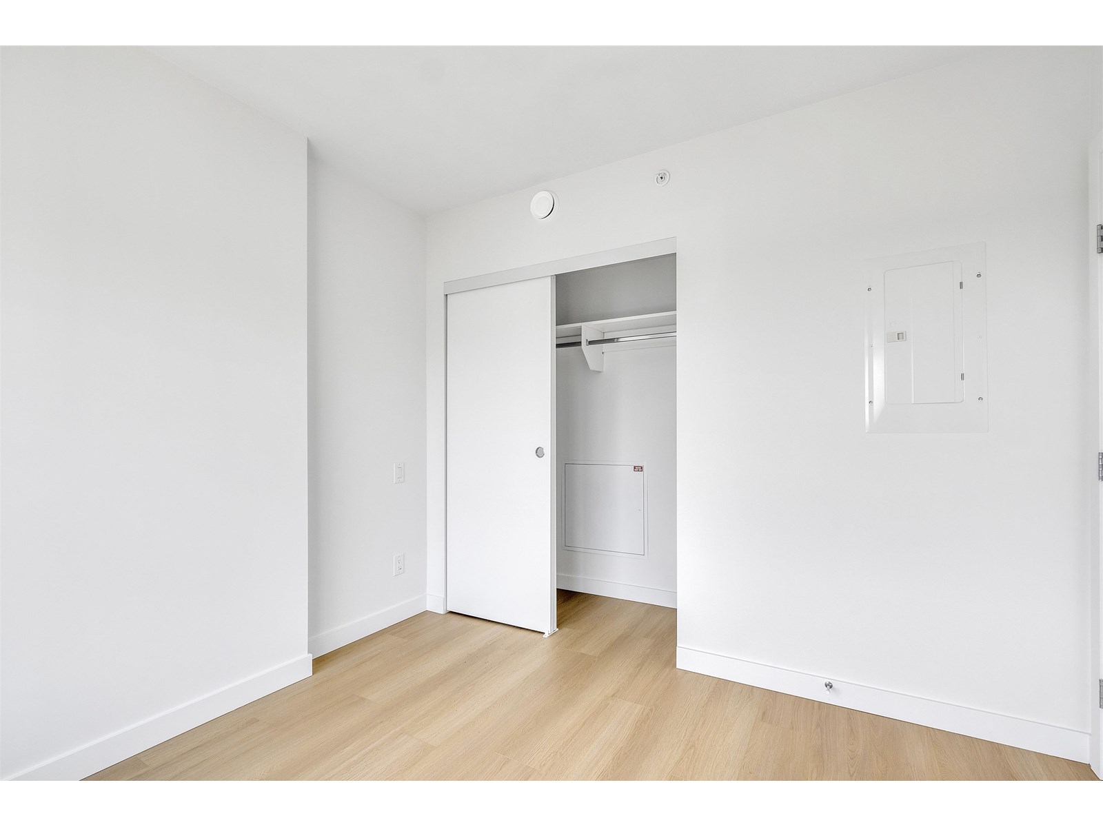 3206 13725 GEORGE JUNCTION, Surrey real estate listing R3014696
