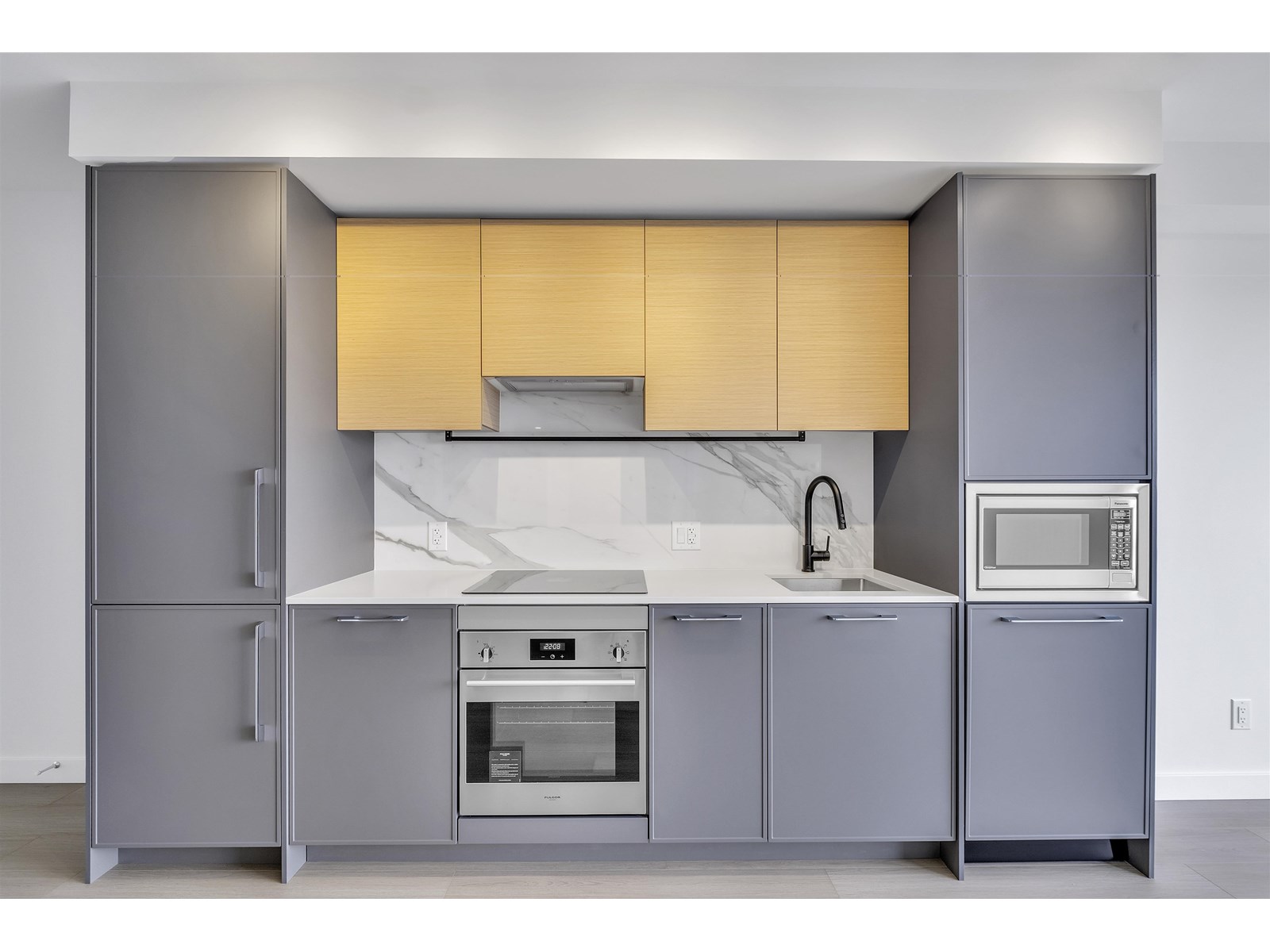 3206 13725 GEORGE JUNCTION, Surrey real estate listing R3014696