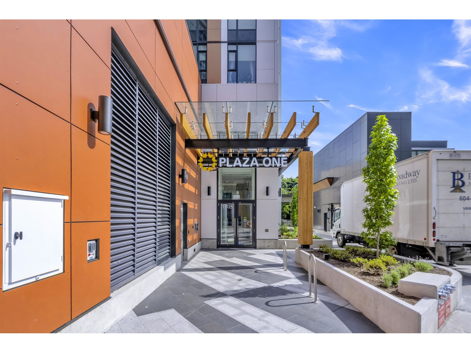3206 13725 GEORGE JUNCTION, Surrey real estate listing R3014696