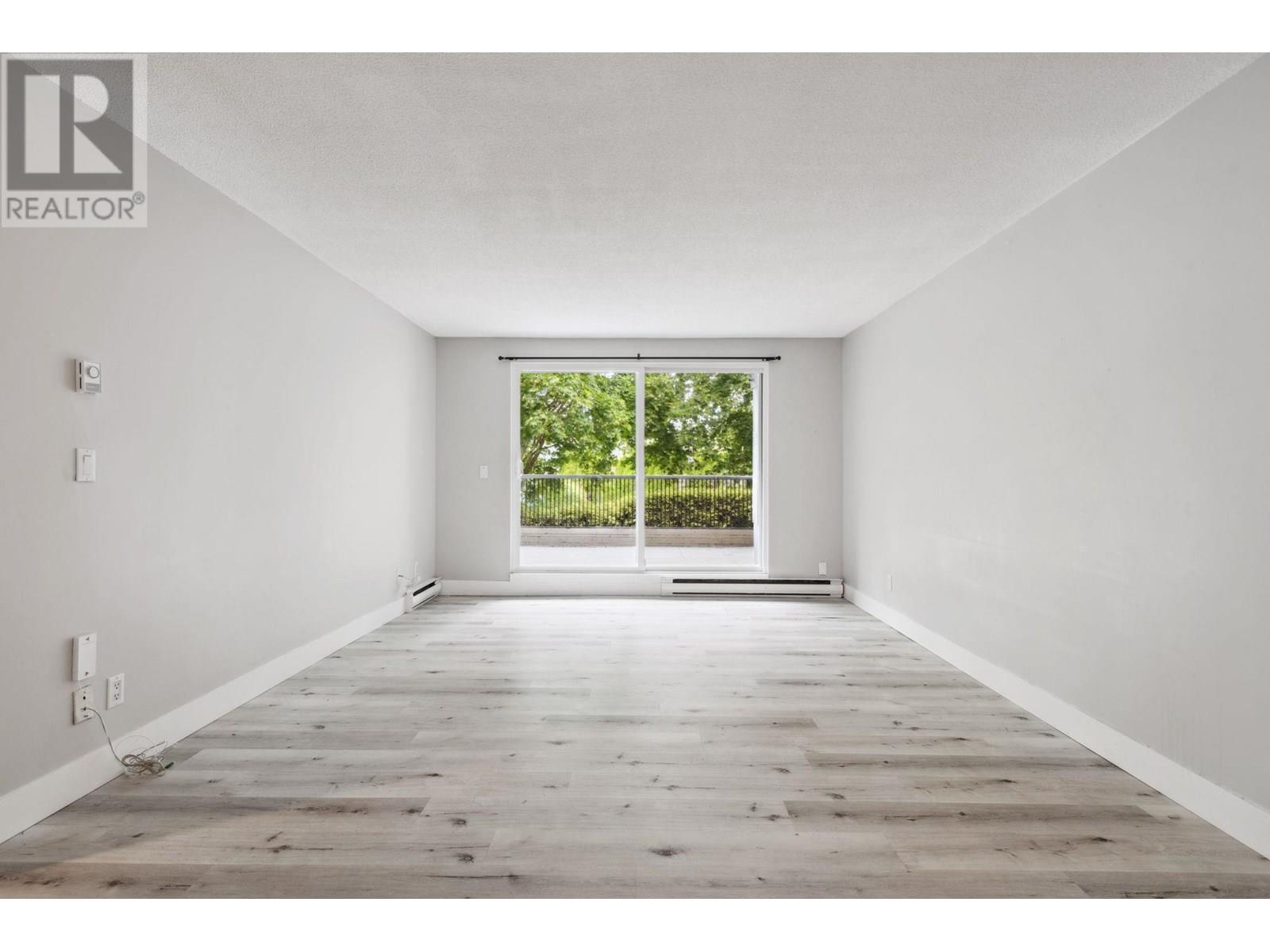 #110-4926 48 Avenue, Ladner