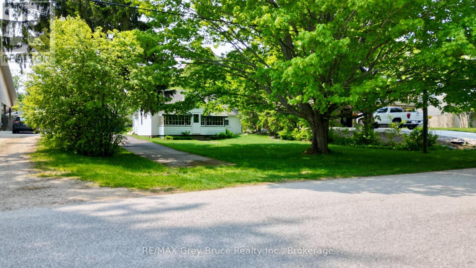 19 MILL STREET - 16