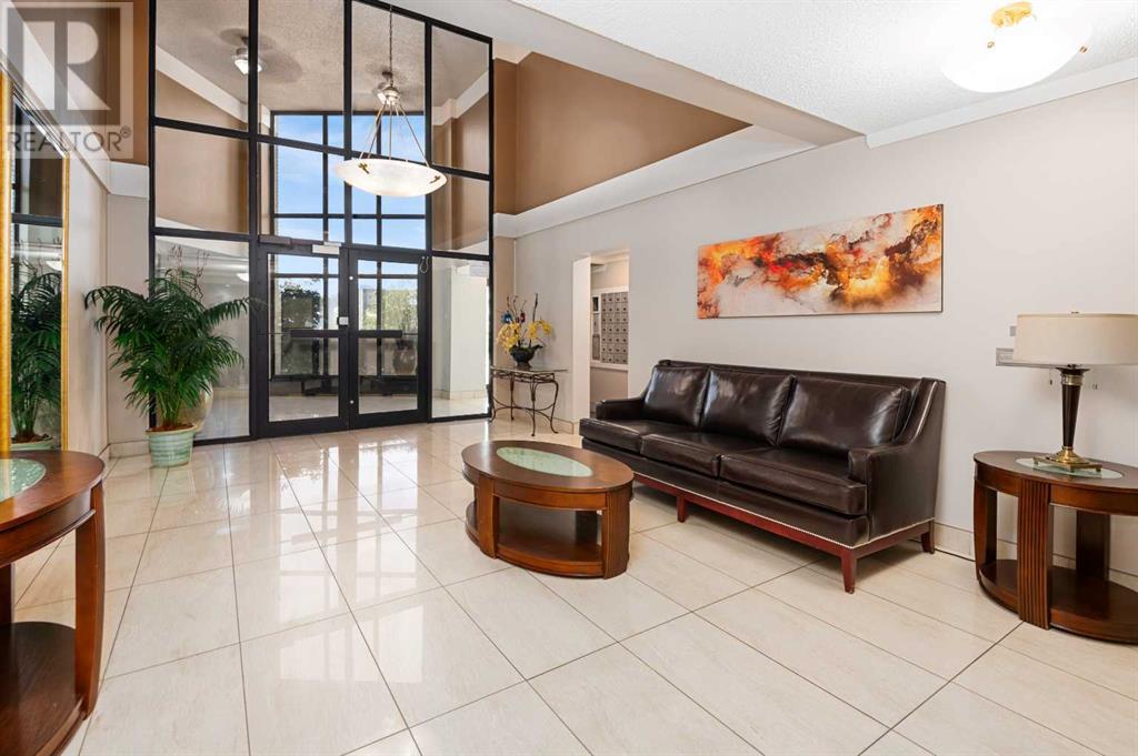 Single Family House for Sale in   Meredith Road NE Crescent Heights Calgary 