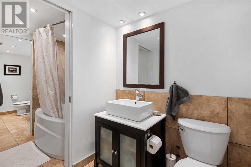 Single Family House for Sale in   Meredith Road NE Crescent Heights Calgary 