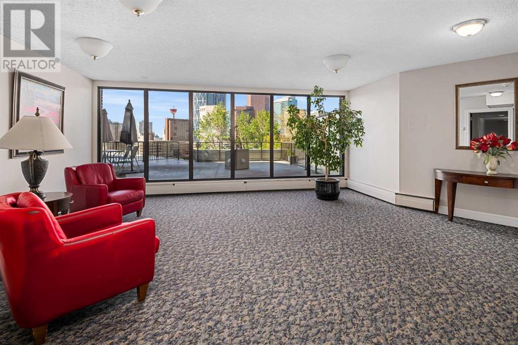 Single Family House for Sale in   Meredith Road NE Crescent Heights Calgary 