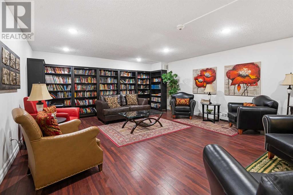 Single Family House for Sale in   Meredith Road NE Crescent Heights Calgary 
