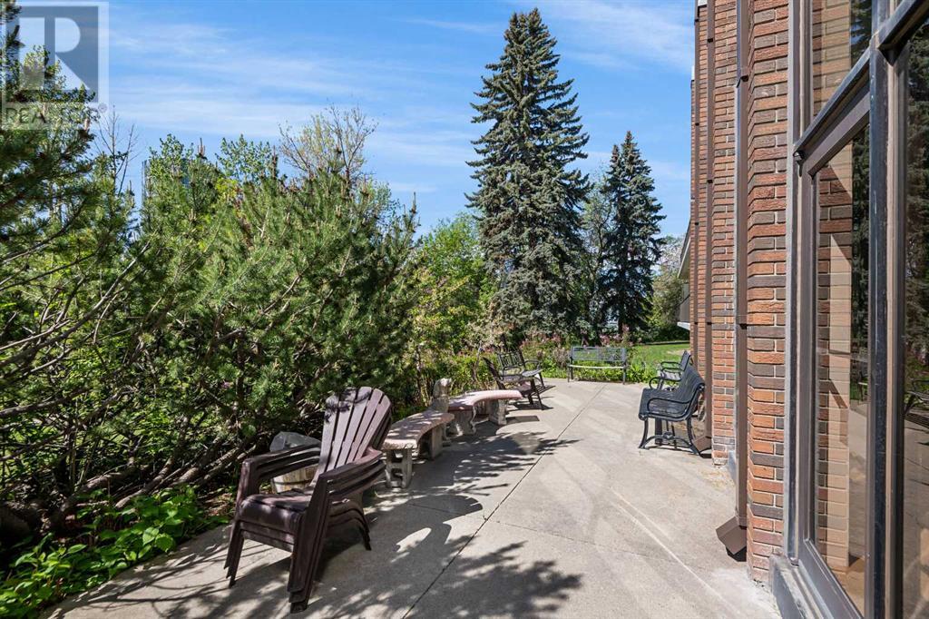 Single Family House for Sale in   Meredith Road NE Crescent Heights Calgary 
