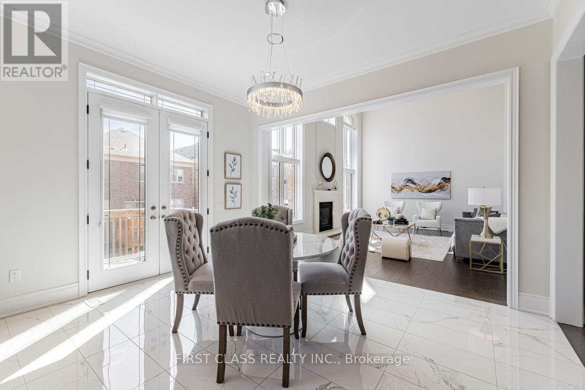 Single Family House for Sale in  MOWER AVENUE Vaughan (Patterson) 