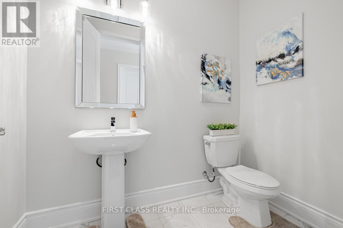 Single Family House for Sale in  MOWER AVENUE Vaughan (Patterson) 