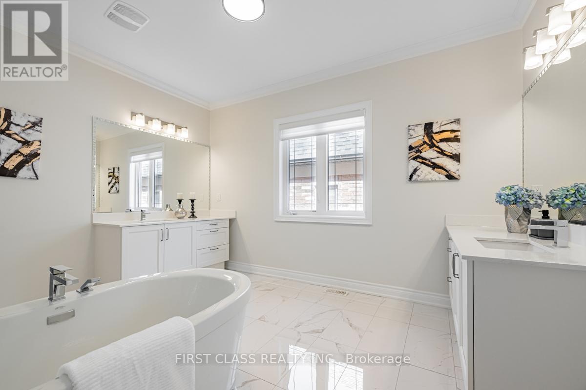 Single Family House for Sale in  MOWER AVENUE Vaughan (Patterson) 