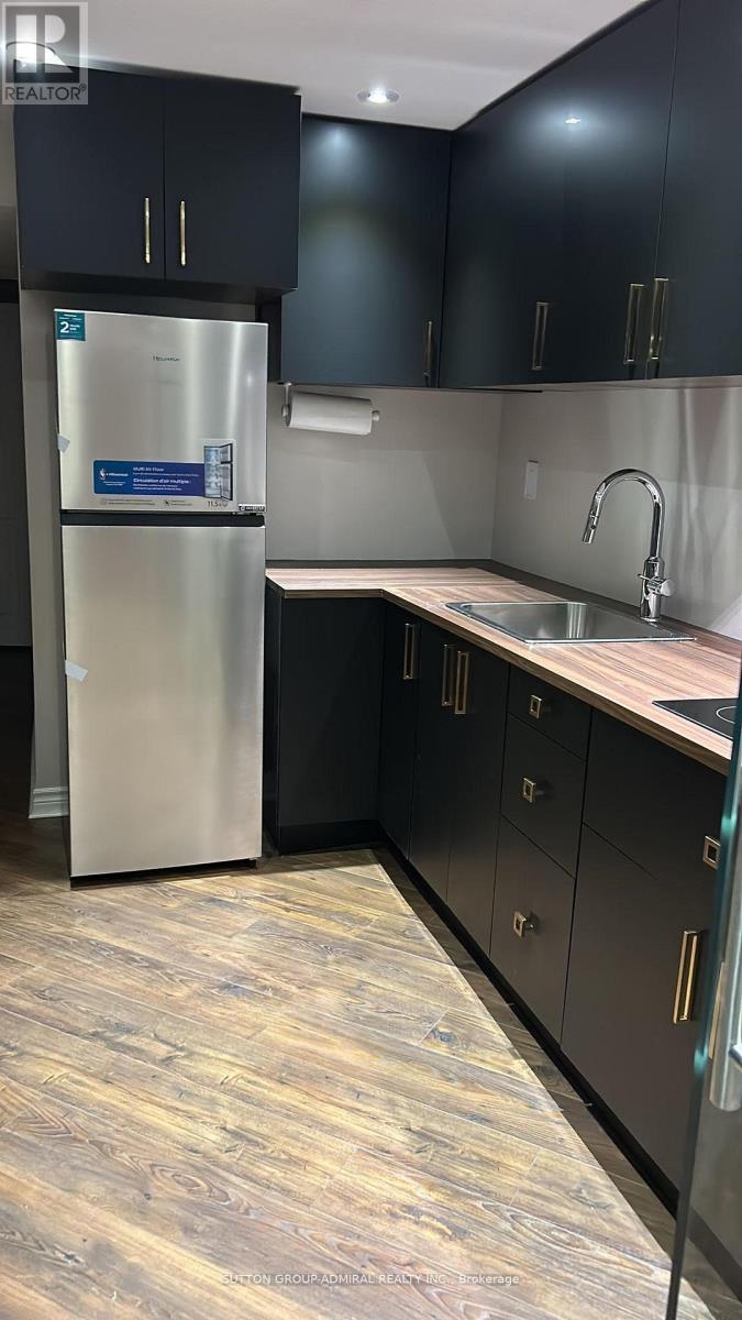 Single Family House for Sale in BASEMENT   WILLIAM BOWES BOULEVARD Vaughan (Patterson) 