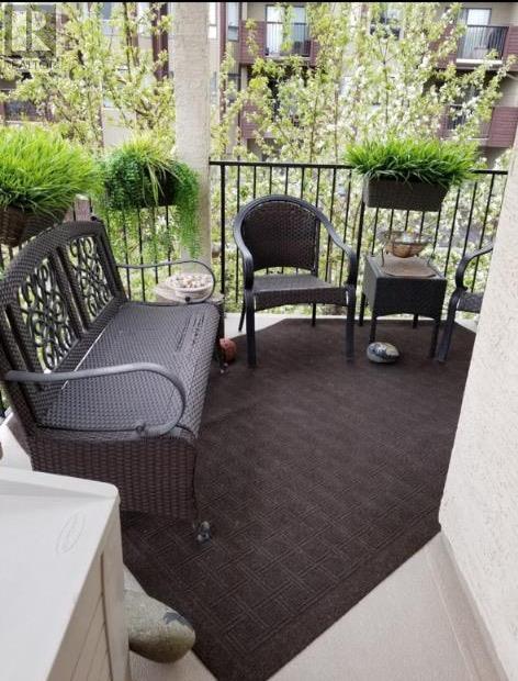 Single Family House for Sale in    Avenue SW Windsor Park Calgary 