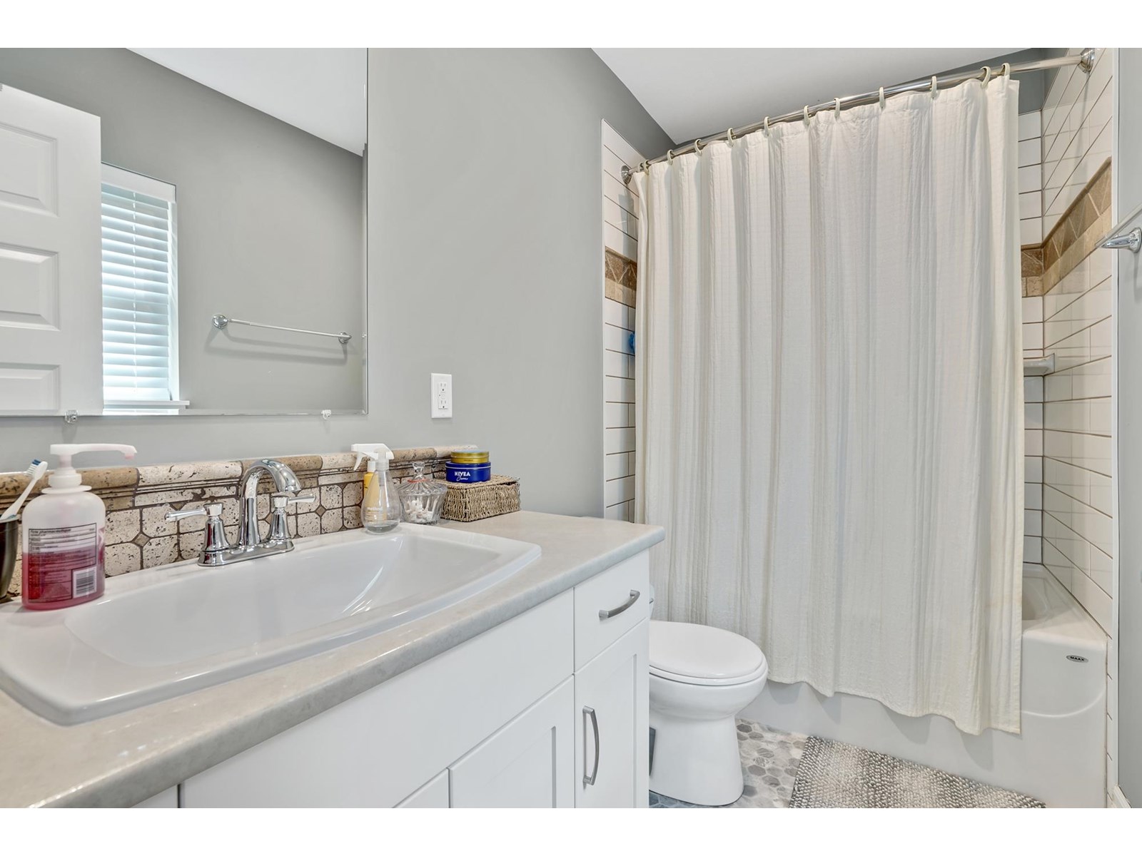 Photo 16 of 9613 Hazel Street Chilliwack Proper East, Chilliwack BC
