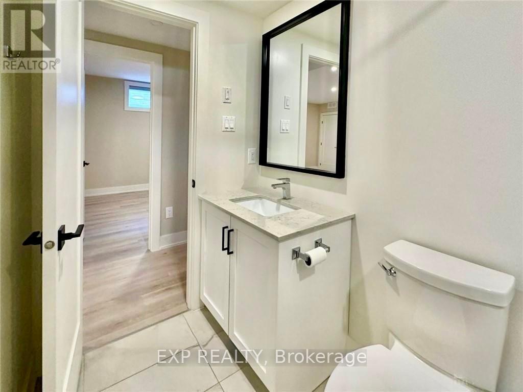 Photo 5 of 25 27 Omeara Street, Ottawa ON