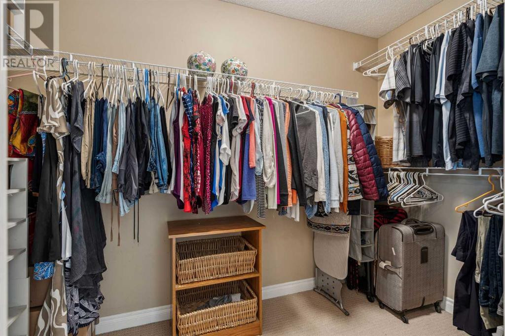 Single Family House for Sale in  Discovery Ridge Way SW Discovery Ridge Calgary 