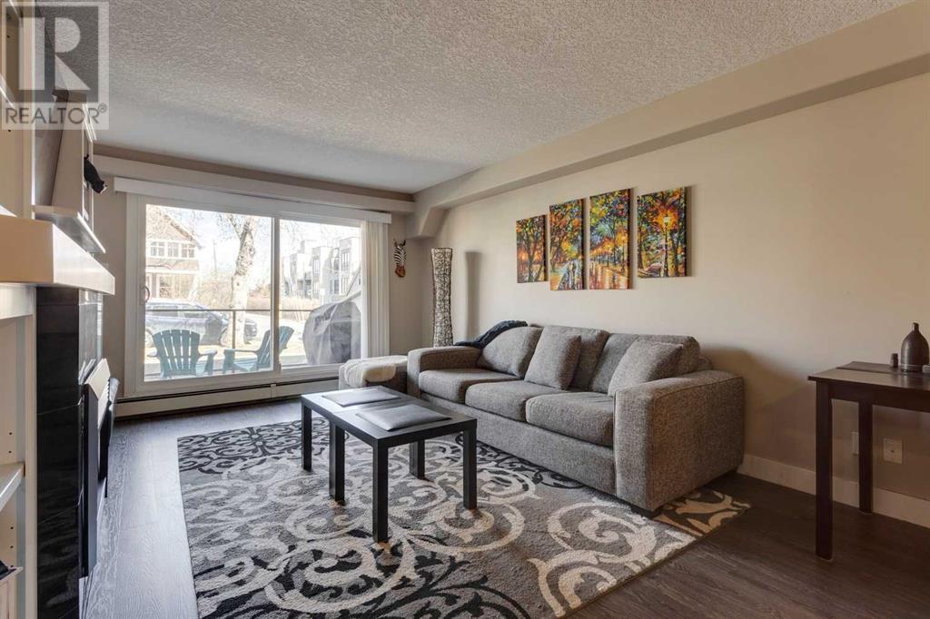 Single Family House for Sale in    Avenue NE Crescent Heights Calgary 