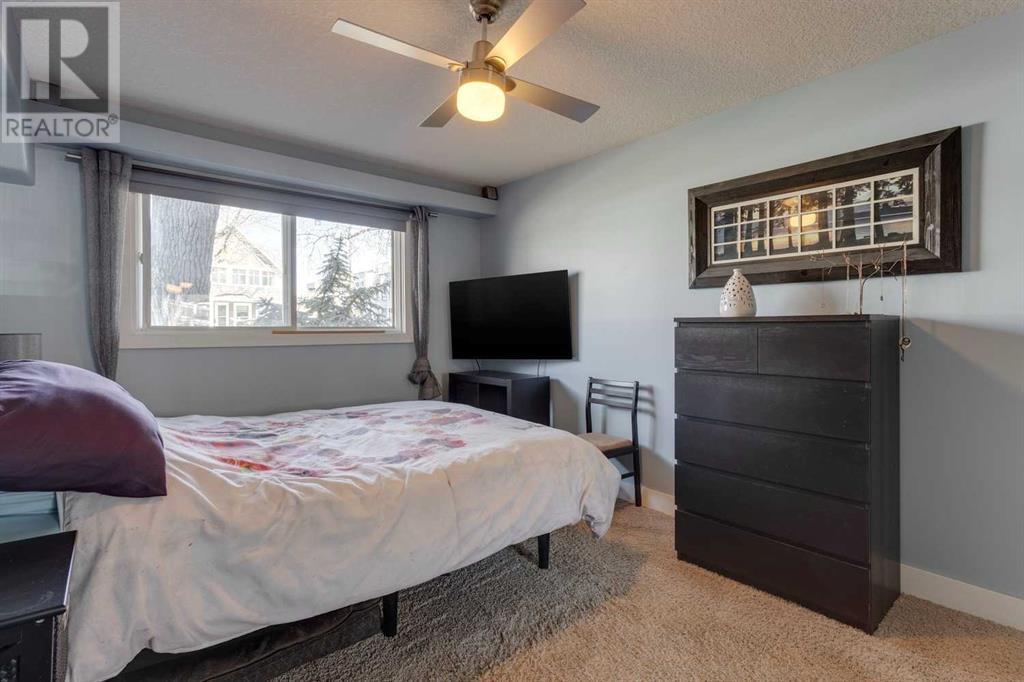 Single Family House for Sale in    Avenue NE Crescent Heights Calgary 