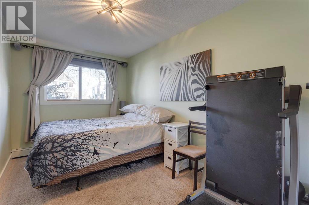 Single Family House for Sale in    Avenue NE Crescent Heights Calgary 