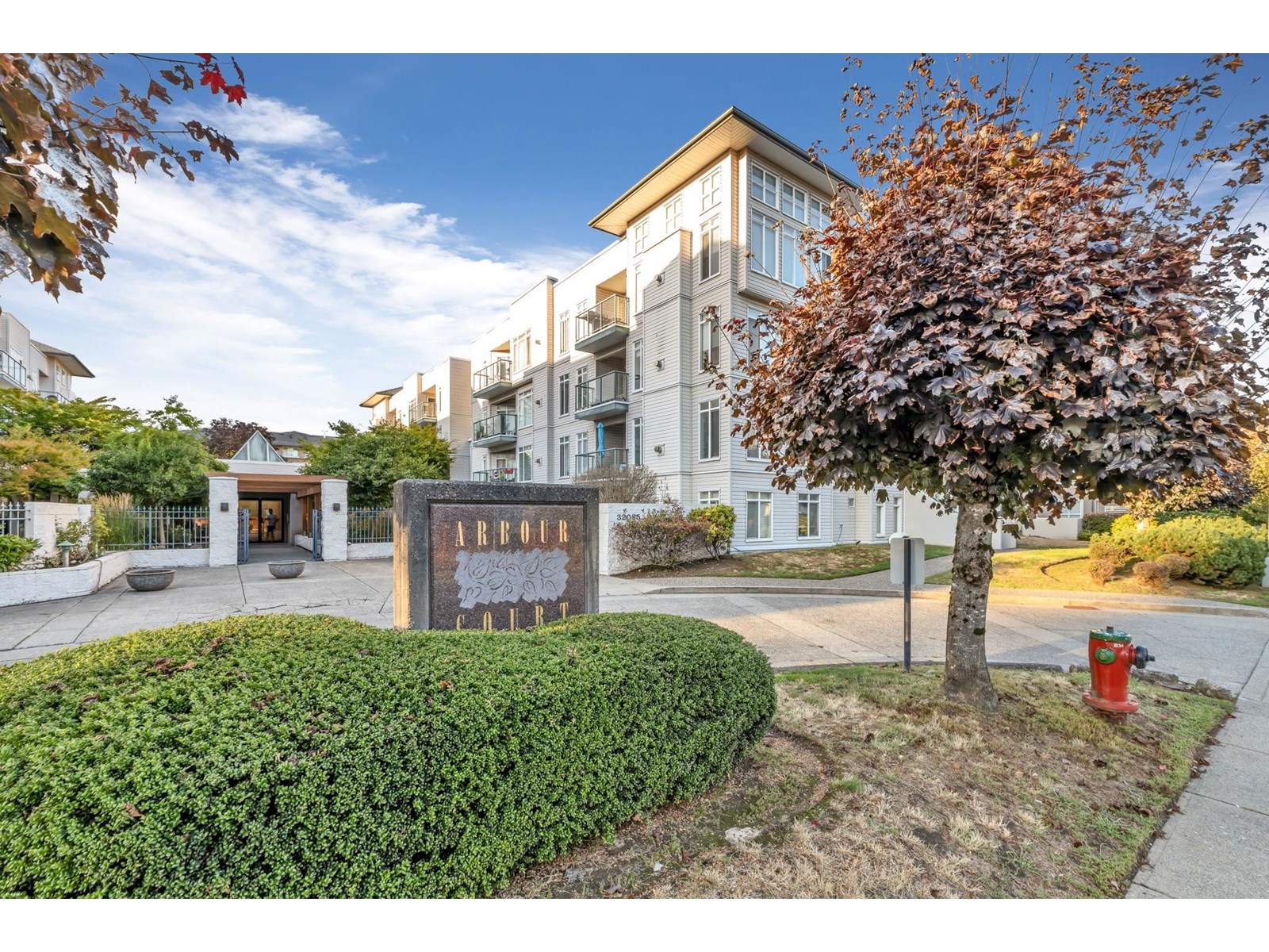 Photo 1 of 415 32085 George Ferguson Way, Abbotsford BC