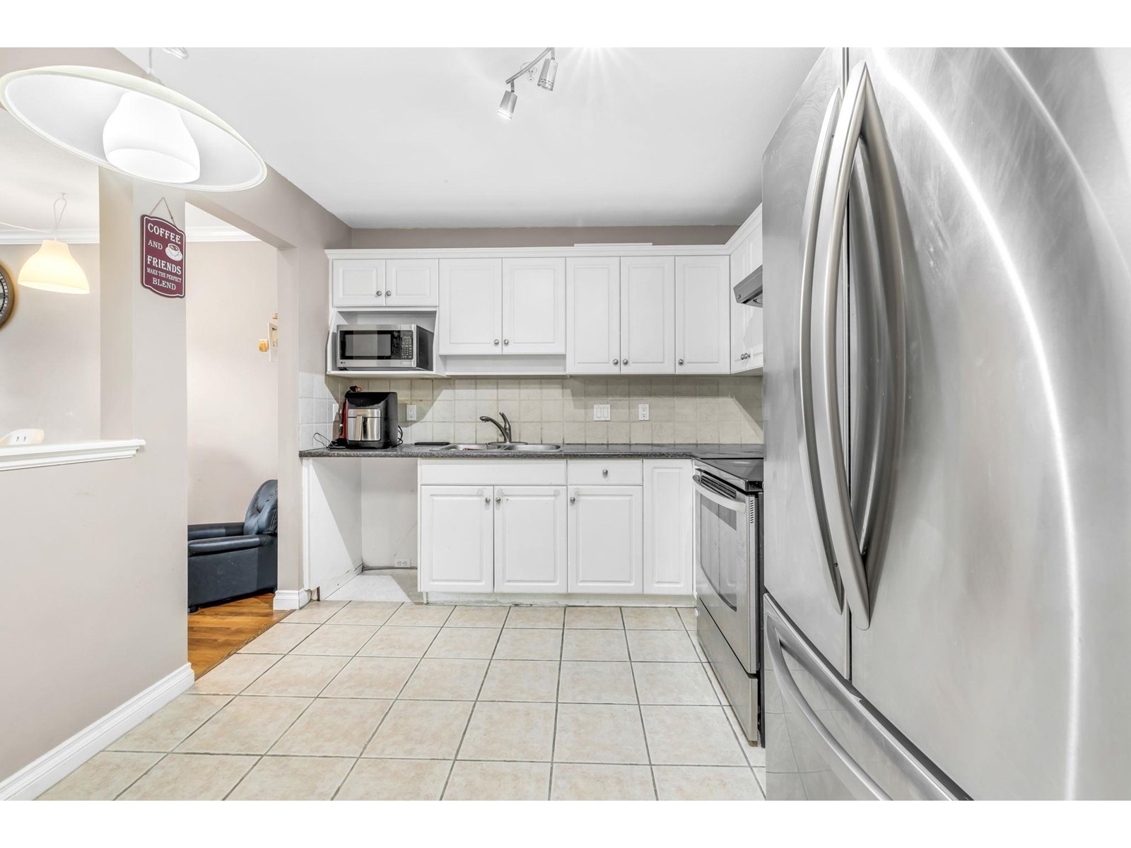 Photo 8 of 415 32085 George Ferguson Way, Abbotsford BC