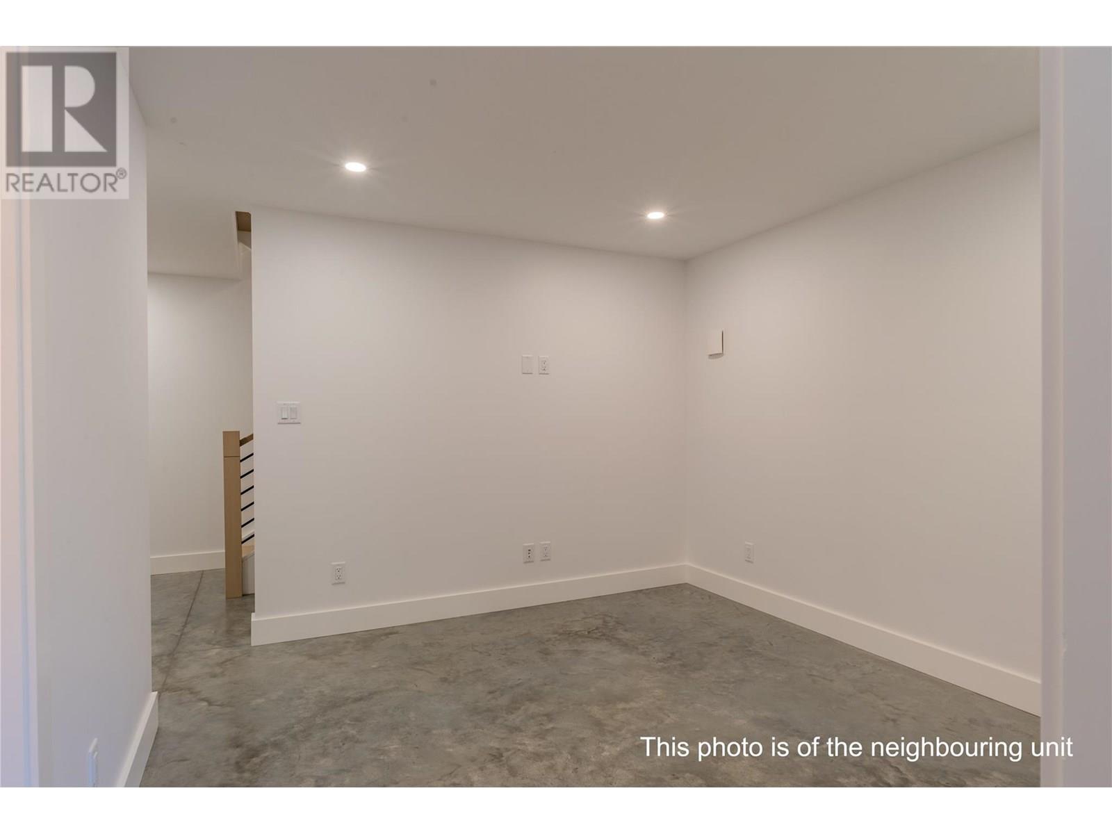 Photo 31 of 518 Robson Street Unit A, Nelson BC