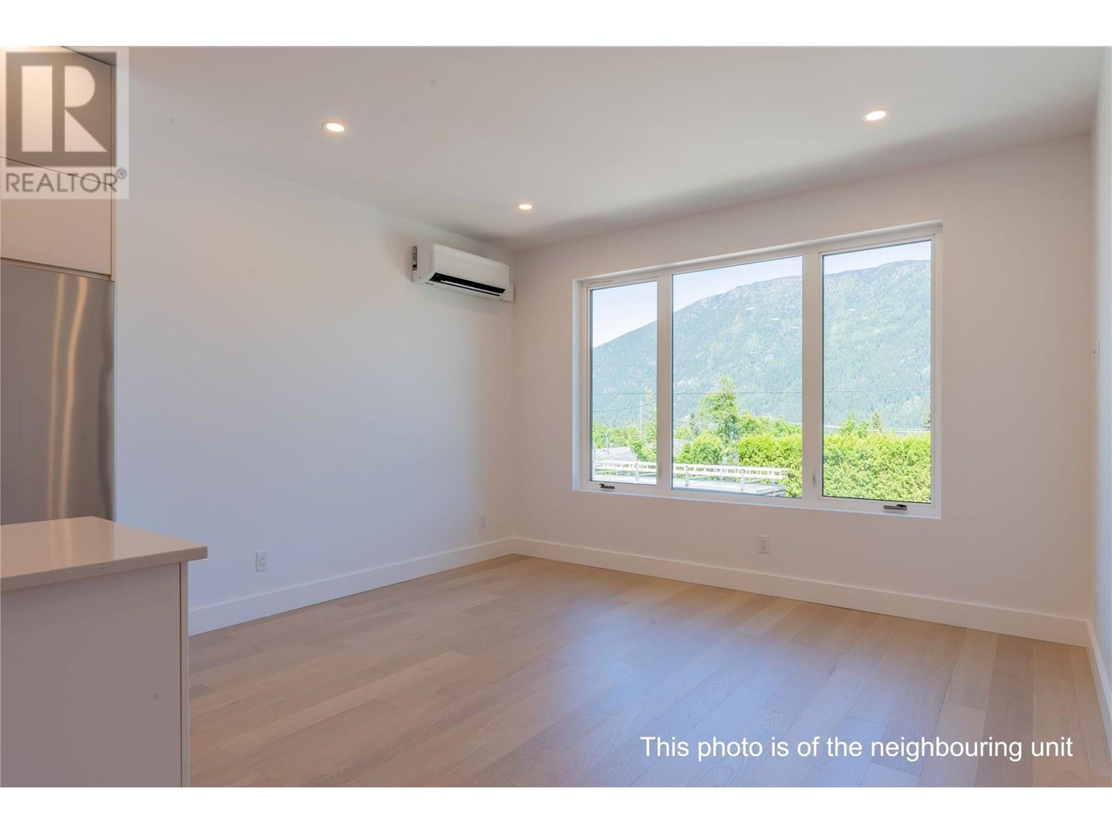 Photo 13 of 518 Robson Street Unit B, Nelson BC