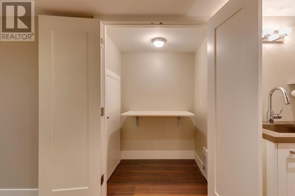 Single Family House for Sale in  Coronation Drive SW Britannia Calgary 