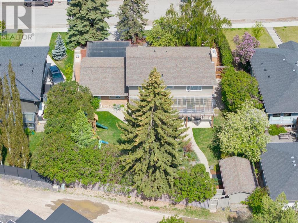 Single Family House for Sale in  Coronation Drive SW Britannia Calgary 