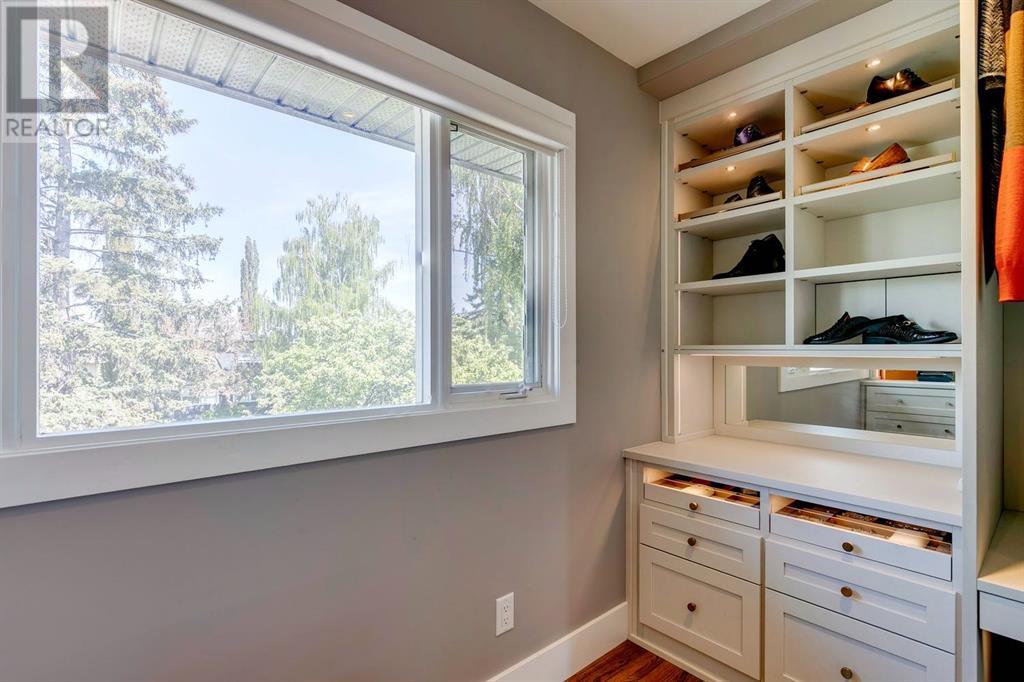 Single Family House for Sale in  Coronation Drive SW Britannia Calgary 