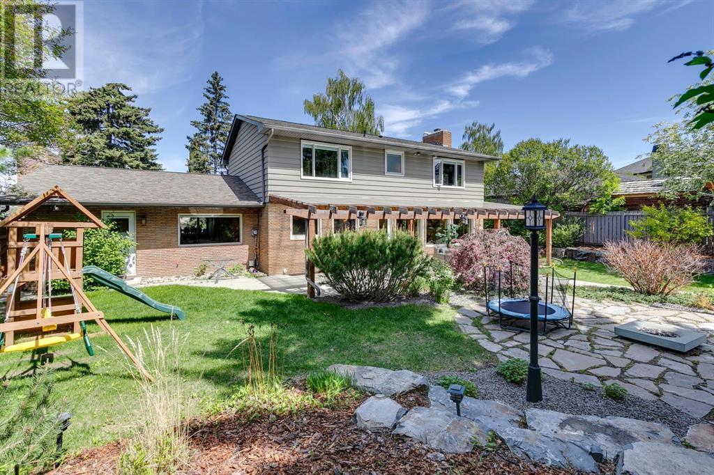 Single Family House for Sale in  Coronation Drive SW Britannia Calgary 