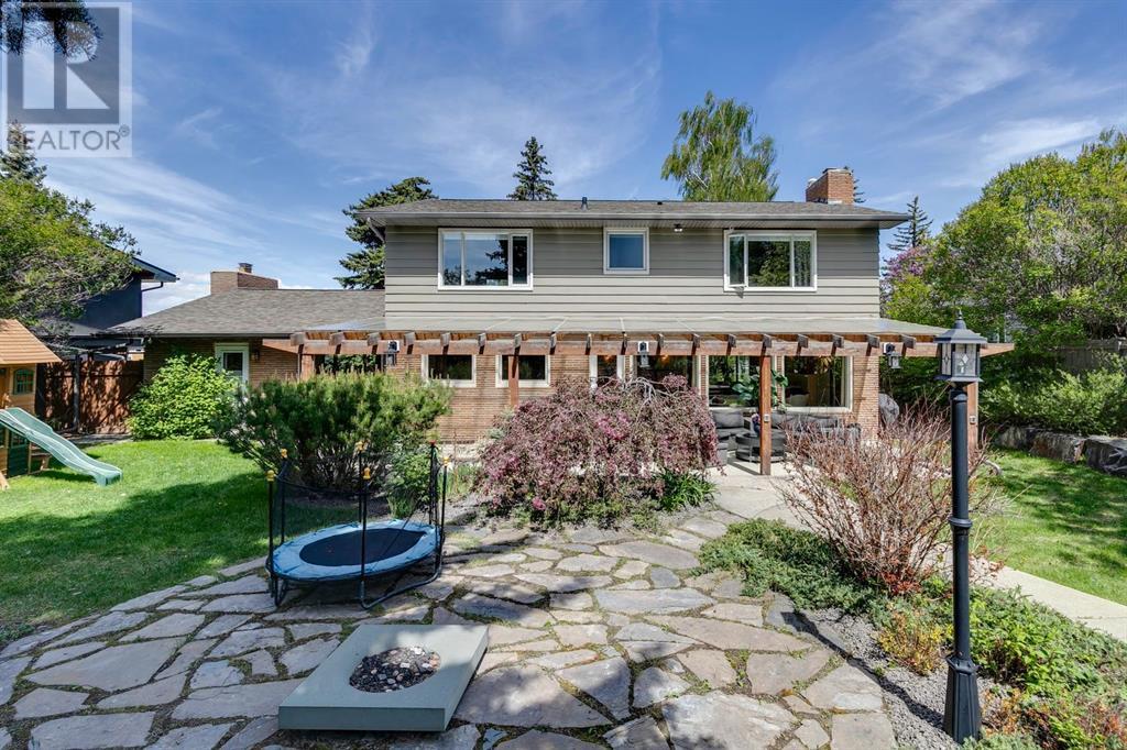 Single Family House for Sale in  Coronation Drive SW Britannia Calgary 