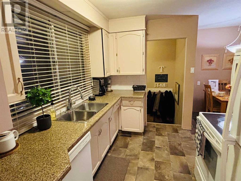 Single Family House Bungalow for Sale in  Butler Crescent NW Brentwood Calgary 
