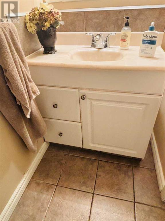 Single Family House Bungalow for Sale in  Butler Crescent NW Brentwood Calgary 