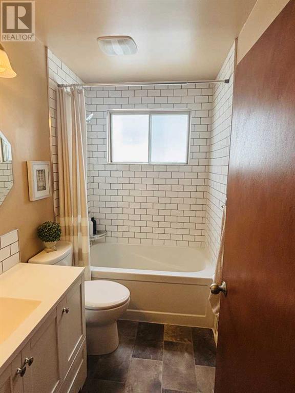 Single Family House Bungalow for Sale in  Butler Crescent NW Brentwood Calgary 
