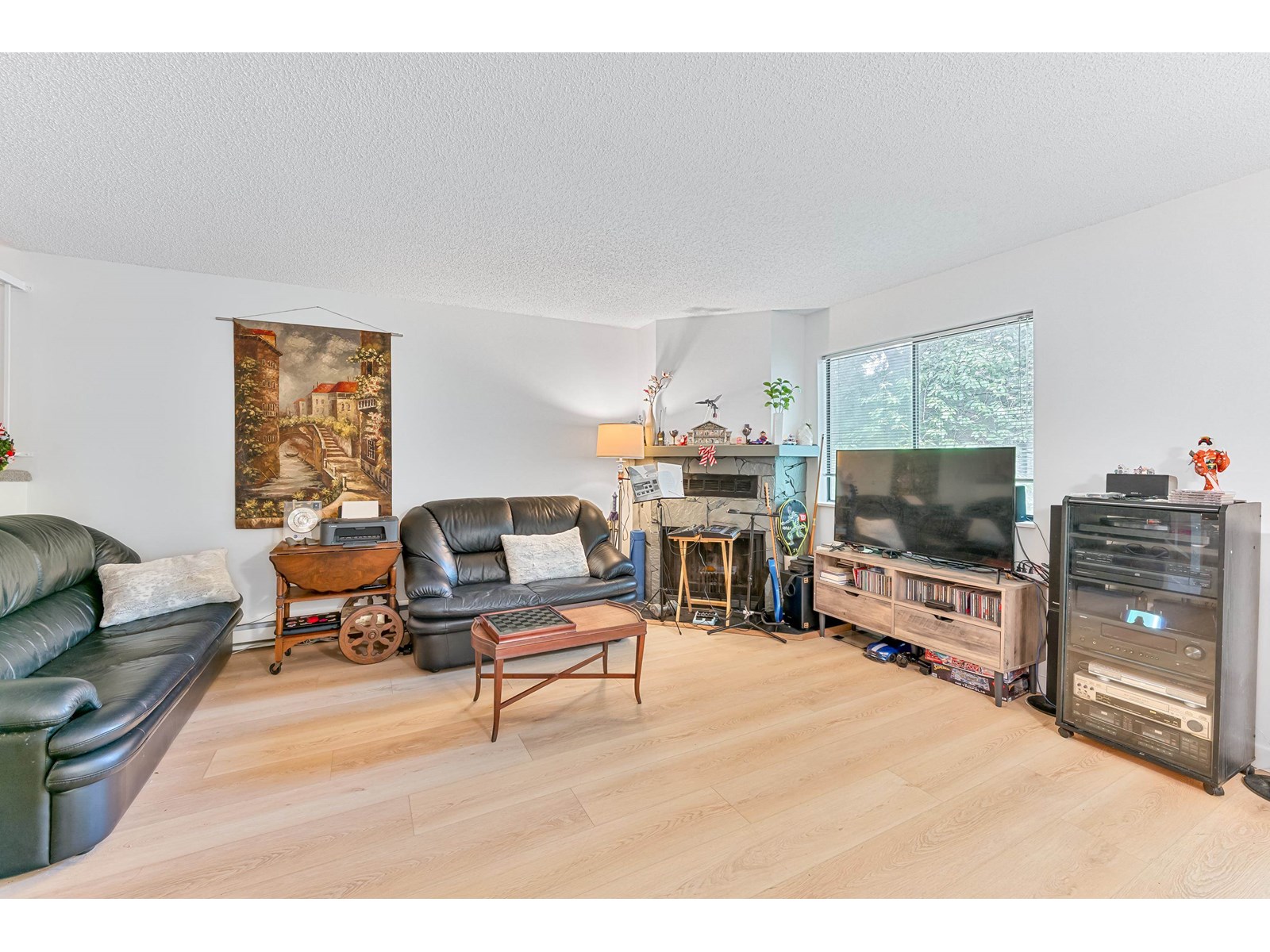 Photo 3 of 210 7144 133 B Street, Surrey BC