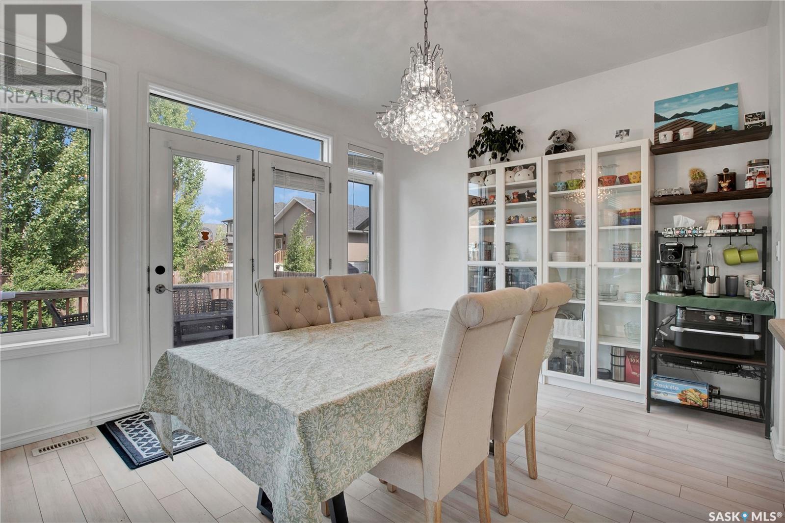 Photo 9 of 627 Rempel Crescent, Saskatoon SK