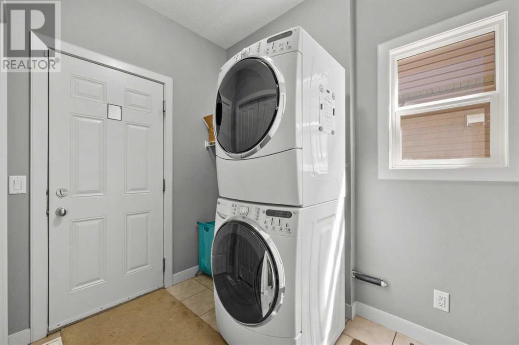 Single Family House for Sale in  Evanspark Circle NW Evanston Calgary 