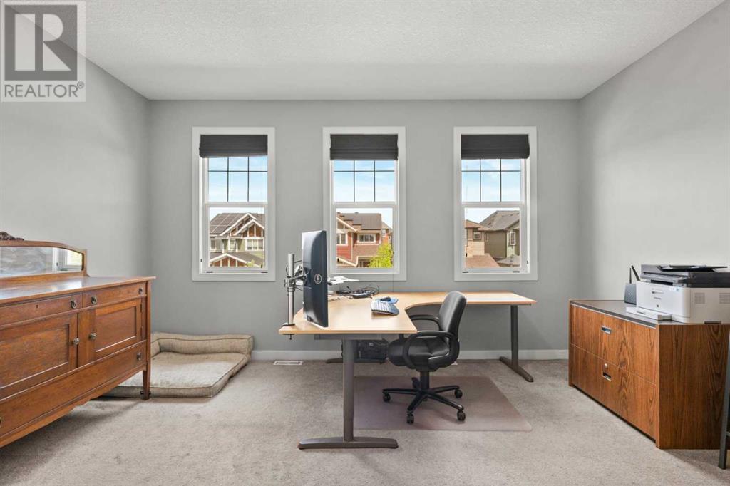 Single Family House for Sale in  Evanspark Circle NW Evanston Calgary 