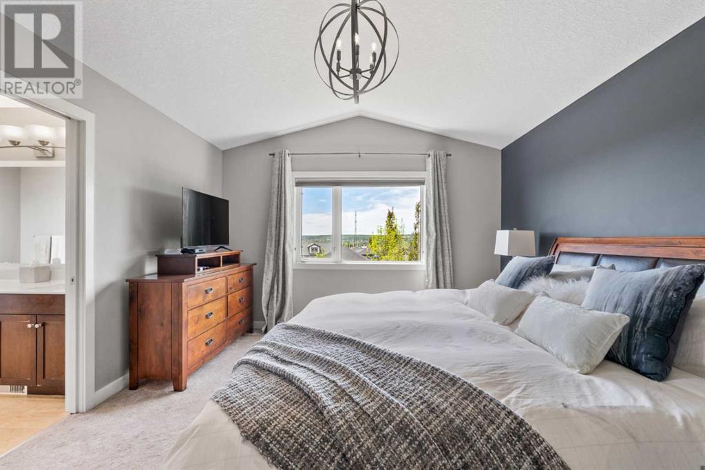 Single Family House for Sale in  Evanspark Circle NW Evanston Calgary 
