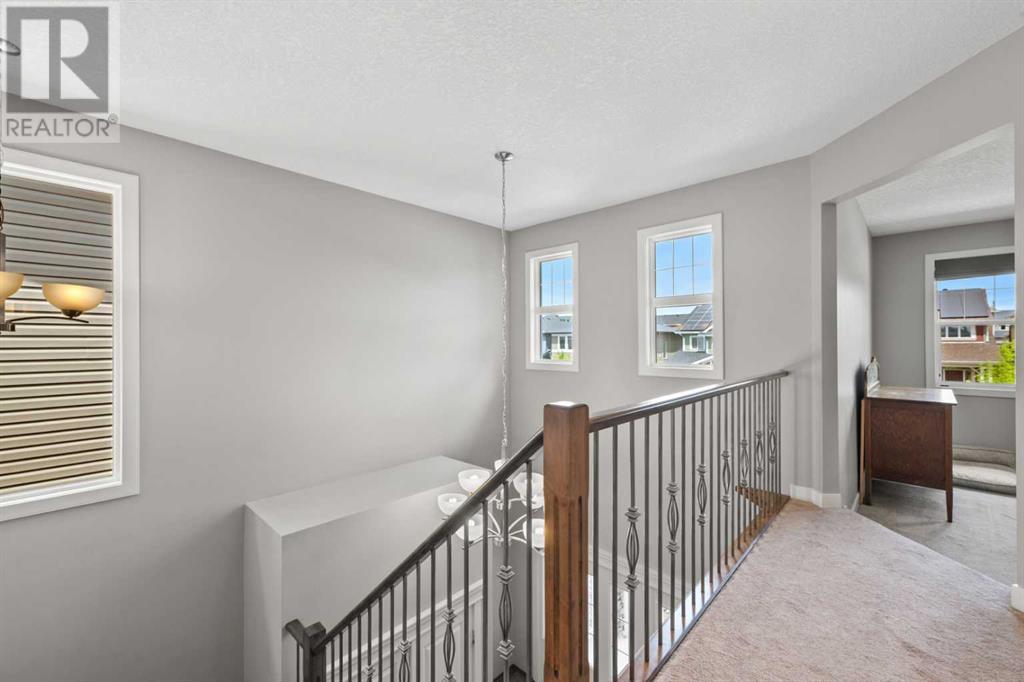Single Family House for Sale in  Evanspark Circle NW Evanston Calgary 