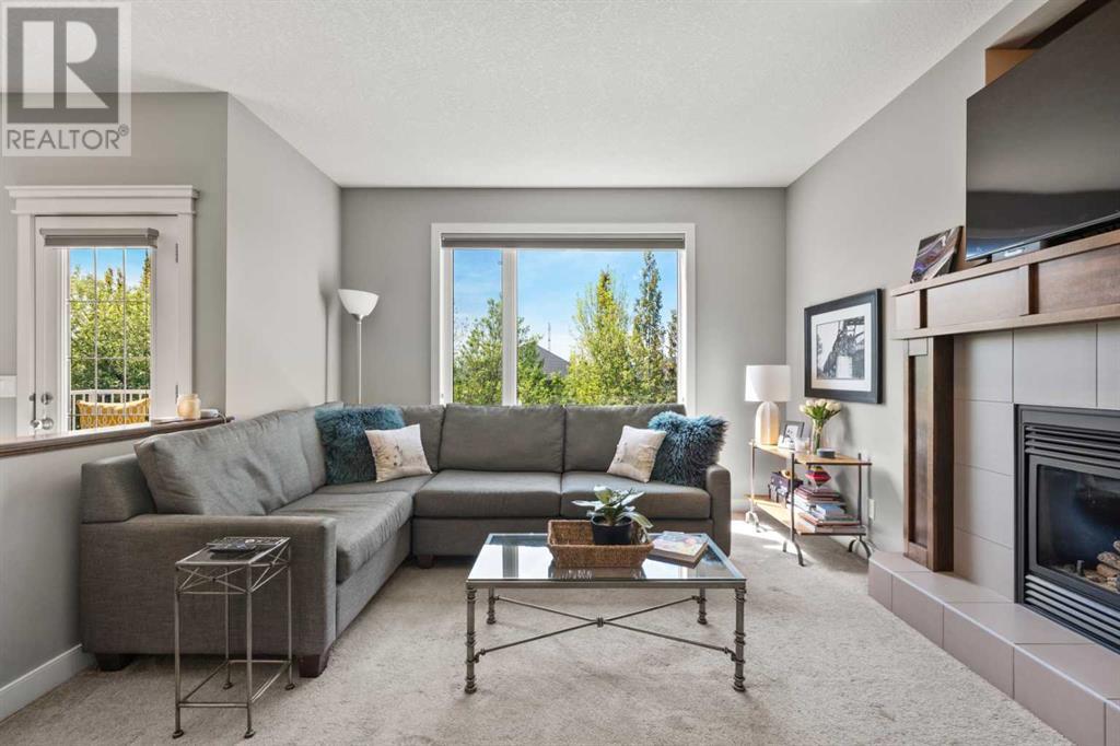 Single Family House for Sale in  Evanspark Circle NW Evanston Calgary 